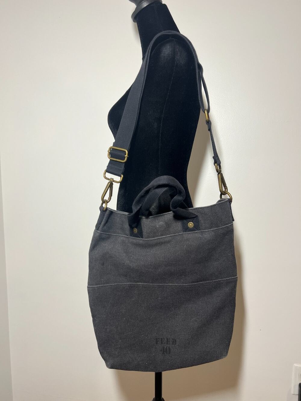 Feed Dark Gray Canvas Go To Crossbody Tote Bag Purse Carryall Top Zip 14" x 15"